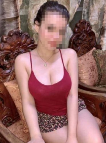 Mersin escort deniz, Akdeniz yakası beyaz tenli escort, 27 yaşlı, saksocu escort bayan