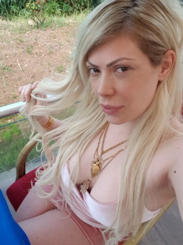 Arsız eve gelen escort Aygül