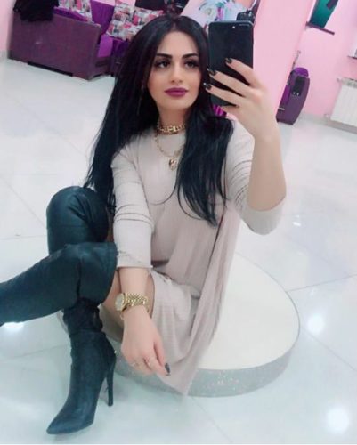 Baştan çıkaran ön sevişme yapan hanım Dide