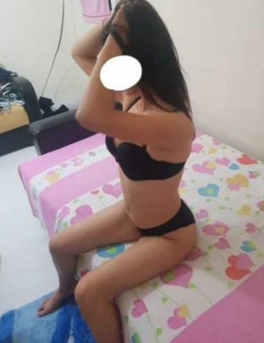 Cazibeli tecrübeli Aysu