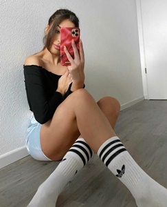 Çekici dans yapan Filiz