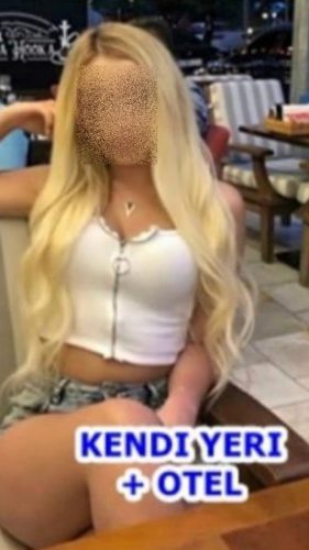 Çekici dansöz hanım Olcay