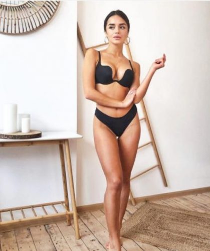 Etkileyici balık etli hatun Gökçen