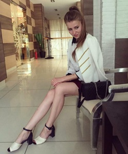 Etkileyici dansöz eskort Nuray