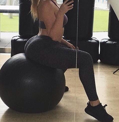Etkileyici kumral escort Kibariye