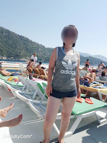 Etkileyici kumral Işilti