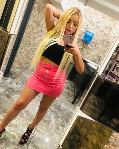 Gösterişli sakso çeken hatun Müzeyyen