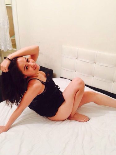 Güzel fatezi yapan escort Pembe