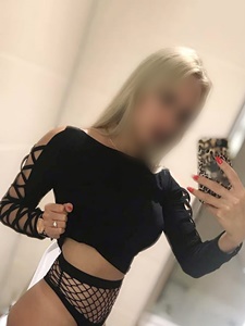 Güzel kumral hatun Döndü