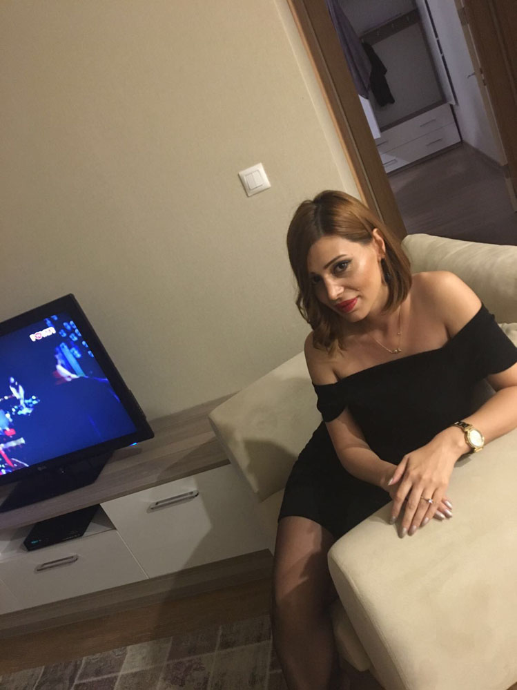 Kıvrak sakso çeken escort Defne