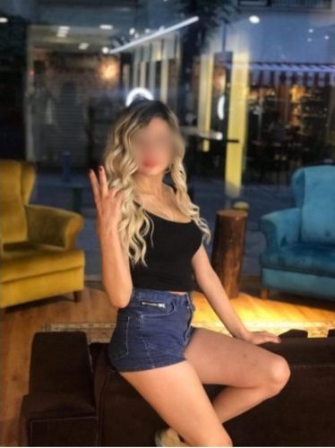 Muhteşem sakso çeken escort Güllü