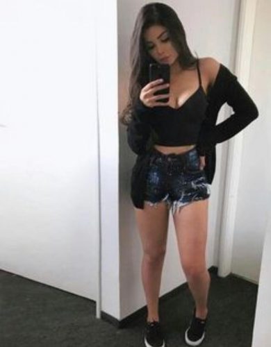 Neşeli masöz eskort Berin