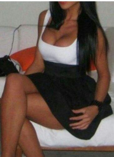 Seksi balık etli kız Demet