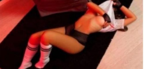 Seksi dans yapan bayan Rezzan
