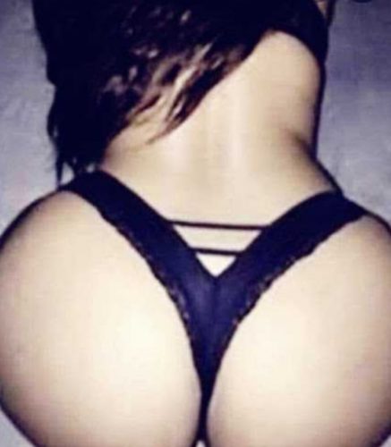 Seksi ön sevişme yapan kadın Mürüvvet